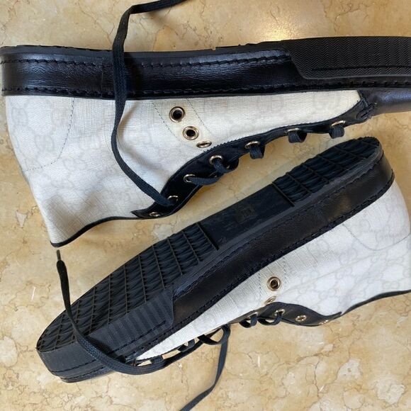 GUCCI Black and white logo boot -size 10.5 - Picture 7 of 10